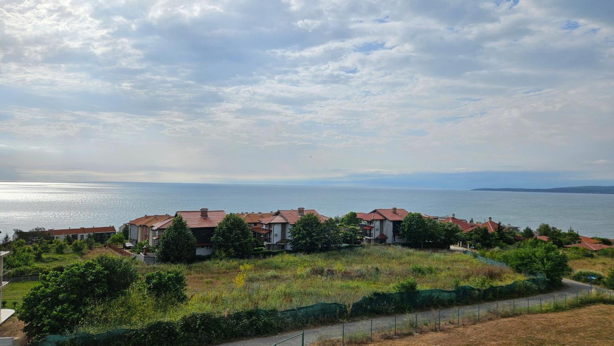 High In The Sky Apartments Sozopol Exterior foto